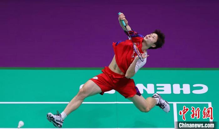 石宇奇在成都汤尤杯组内逆转全奕陈：多拍博弈