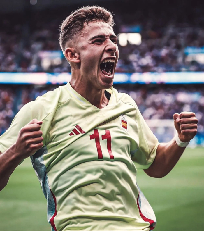 西班牙友谊赛3-0胜塞尔维亚 露出世界杯夺冠战术