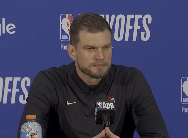 开拓者季后赛首战失利 三分球低迷成败关键