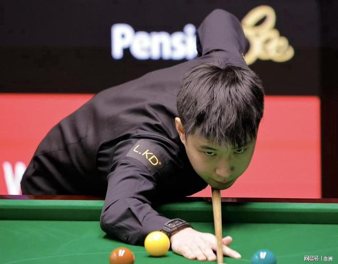 赵心童10-7险胜海菲尔德晋级16强打破首轮魔咒