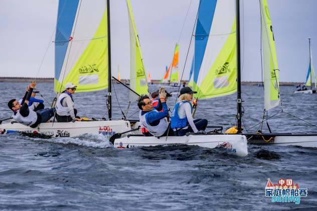 青少年勇夺冠军 家庭共赴帆船赛场